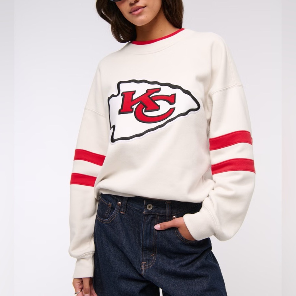 Sold Out Kansas City Chiefs Abercrombie women sweatshirt